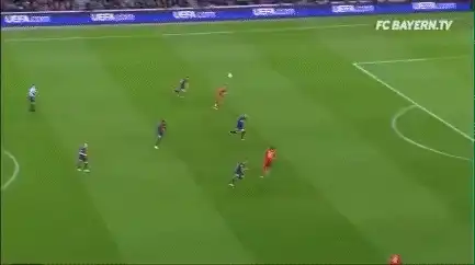 Clip: Arjen Robben's dribble and shot sequence against Barcelona, in full